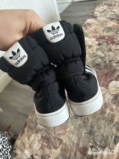 Зимние ботинки для мальчика adidas