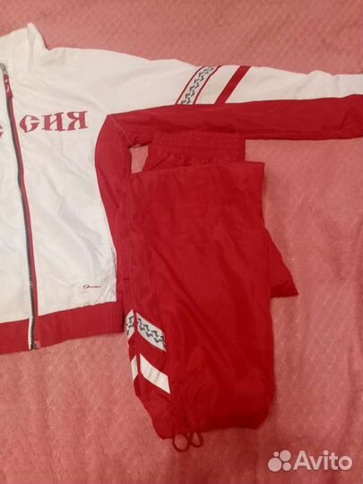 Спортивный костюм