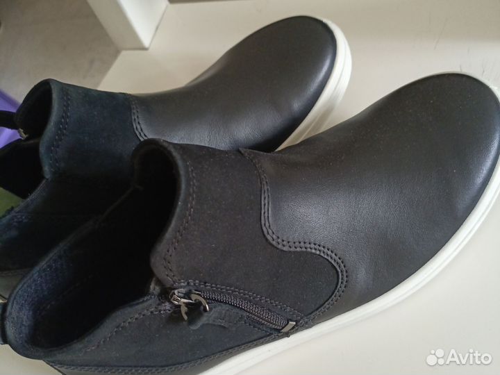 Ботинки Ecco р. 38