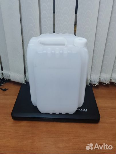 Канистры пластиковые 10 л