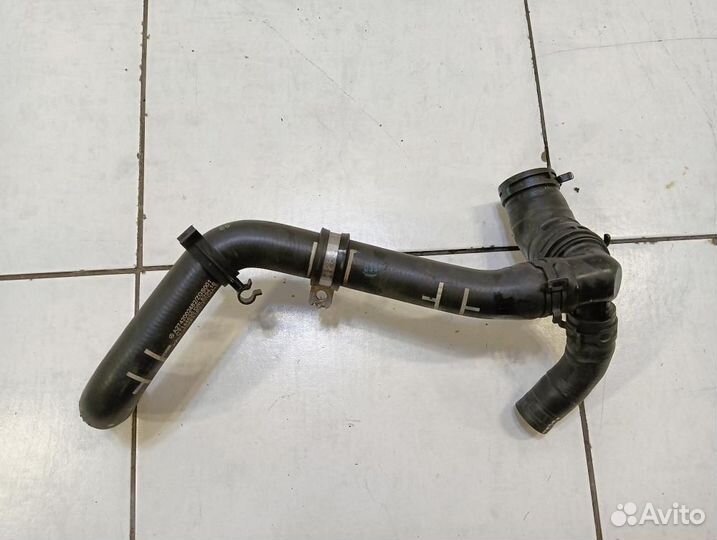 Патрубок Mercedes-Benz E-Class W213