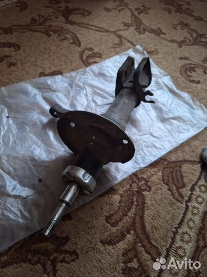 Стойка амортизатора лада гранта передняя левая