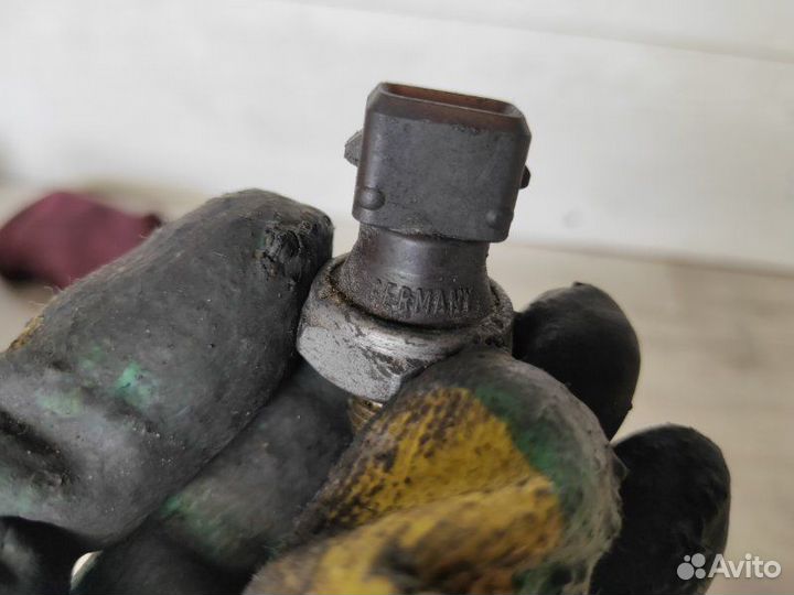 Датчик давления масла Bmw 1 E87 N45 B16 A 2006