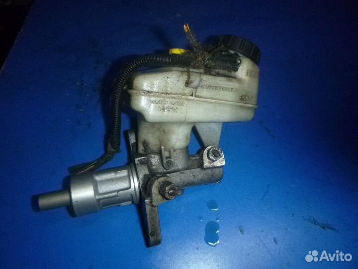 Цилиндр тормозной главный opel astra J 2010