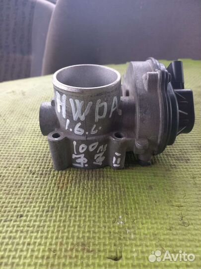 Дроссельная заслонка 