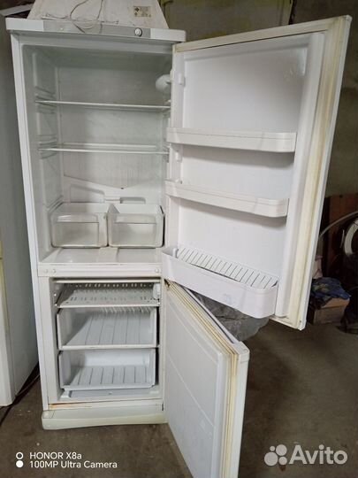 Холодильник indesit