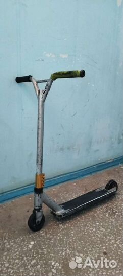 Трюковой самокат