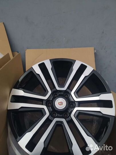 Диски на cadillac escalade r22 6x139.7 новые