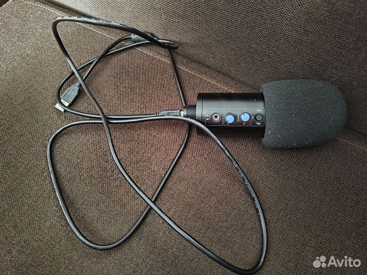 Микрофон hiper H-M009