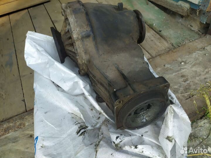Запчасти на audi 80