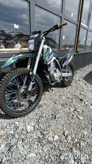 Мотоцикл wels