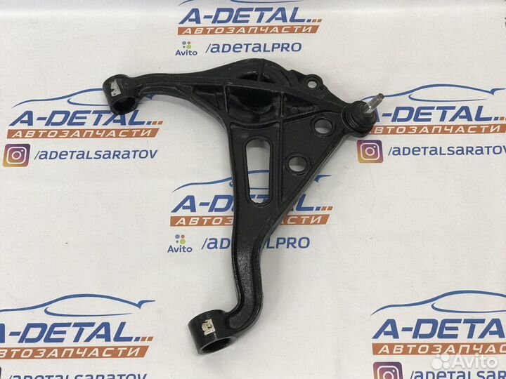 Рычаг нижний правый Suzuki Grand Vitara (98-03)