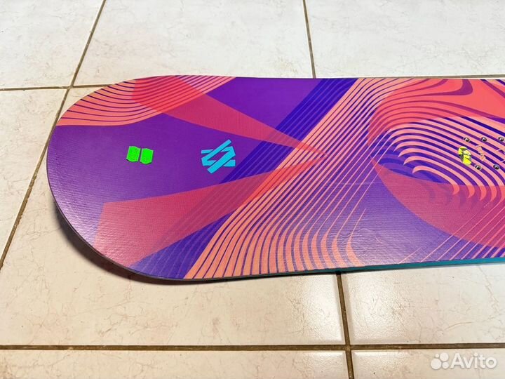 Новый Женский сноуборд Volkl Shine - 151