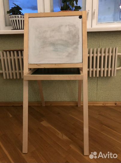 Доска для рисования с магнитной стороной