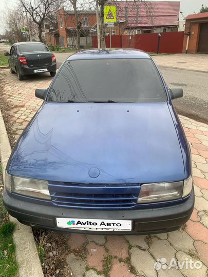 Opel Vectra 1.6 МТ, 1990, 233 286 км