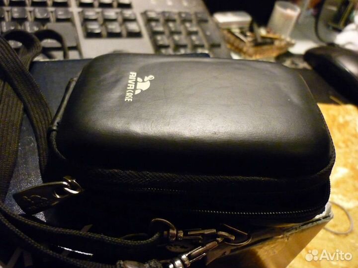 Компактный цифровой фотоаппарат