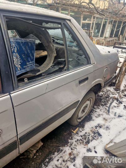 Задняя левая дверь мазда 626 gc