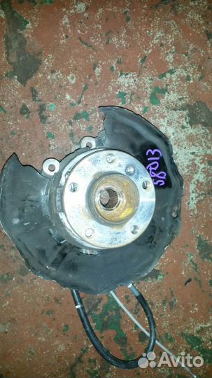 Кулак задний бмв ф20 ф21 BMW f20 f21