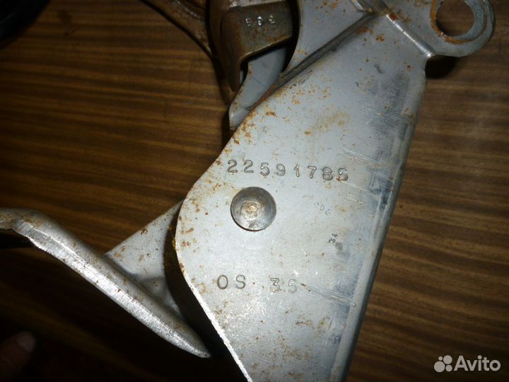 Педаль тормоза Chevrolet Cavalier 2