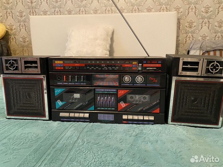 Кассетный магнитофон