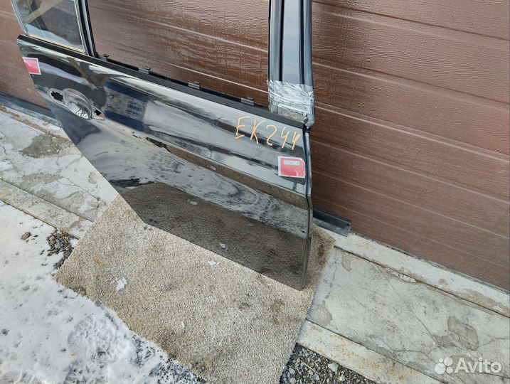 Дверь задняя правая BMW E90 цвет 668