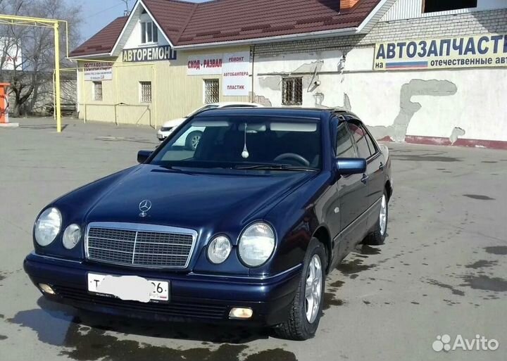 Рулевая рейка mercedes E W 210 2.3