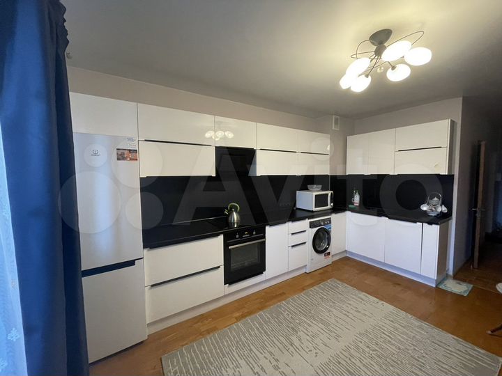 1-к. квартира, 52,8 м², 1/14 эт.