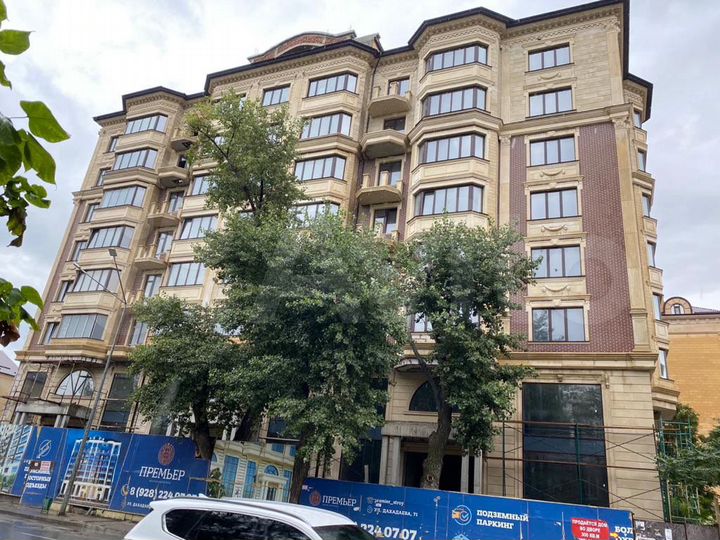 3-к. квартира, 133 м², 7/8 эт.