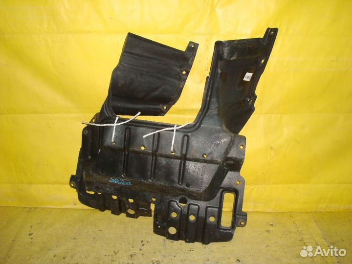 Защита двс Toyota Noah ZRR70W (Переднее)