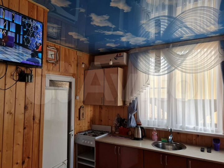 Комната 20 м² в 2-к., 1/3 эт.