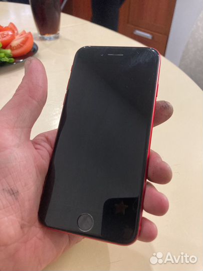 iPhone 8, 64 ГБ