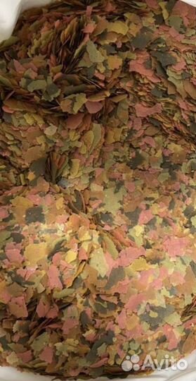 Корм Tetra Min Flakes и TetraPro Energy Crisps