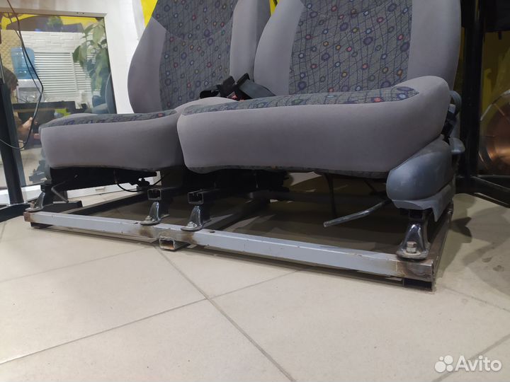 Третий ряд сидений Volkswagen Touran