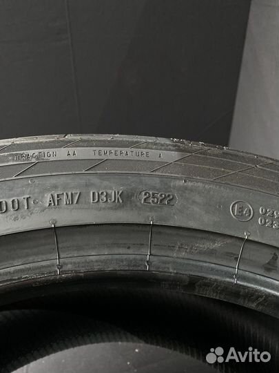Continental ContiSportContact 5P 275/45 R20 и 305/40 R20 110Y