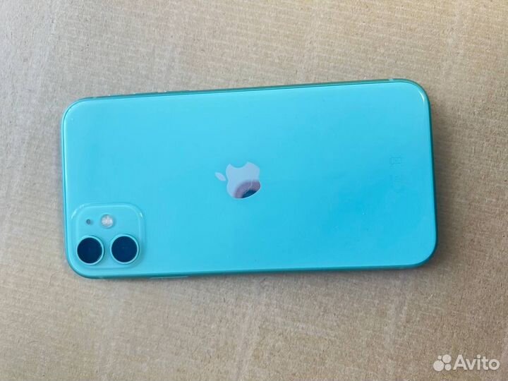 iPhone 11, 64 ГБ