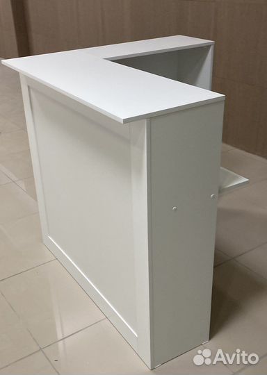 Стойка ресепшн угловая эконом