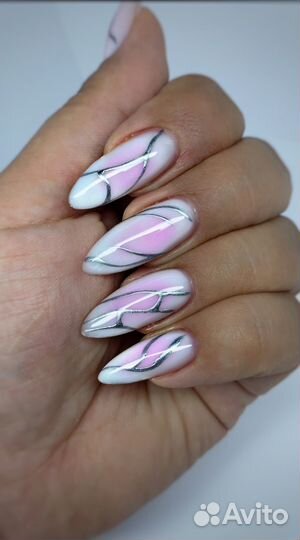 Маникюр/педикюр