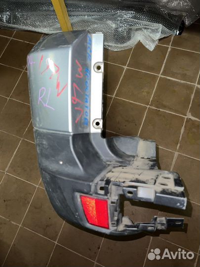 Боковина бампера заднего левая Паджеро 4