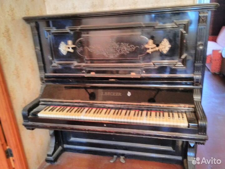 Старинное пианино 19 век