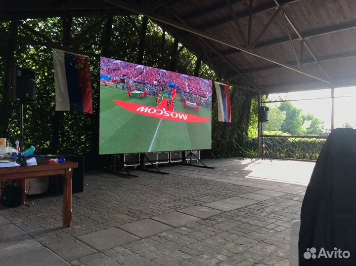 Уличный экран 2,08 х 3,2 м Р4 под ключ