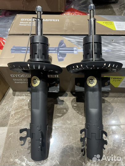 Амортизатор передний на Volkswagen Polo