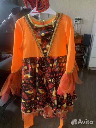 Костюм карнавальный