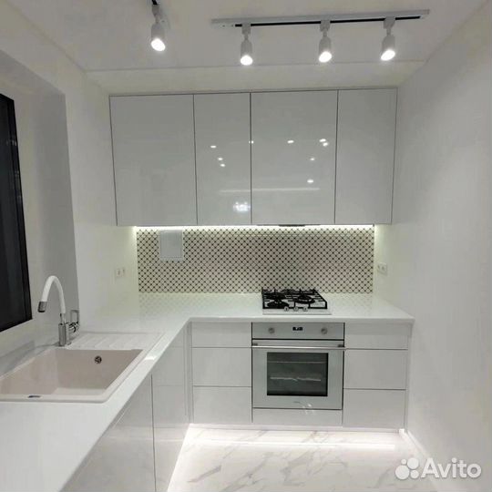 Кухонный гарнитур 