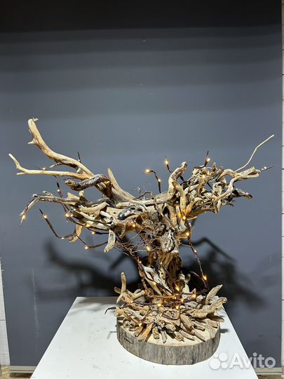 Светящийся декор из дерева