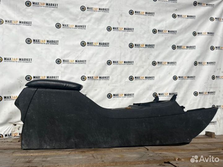 Подлокотник Peugeot 308 1.6 EP6 2009