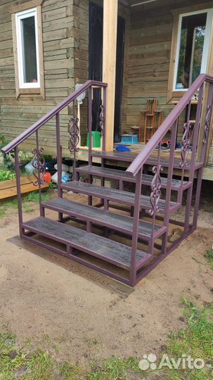 Крыльцо металлическое