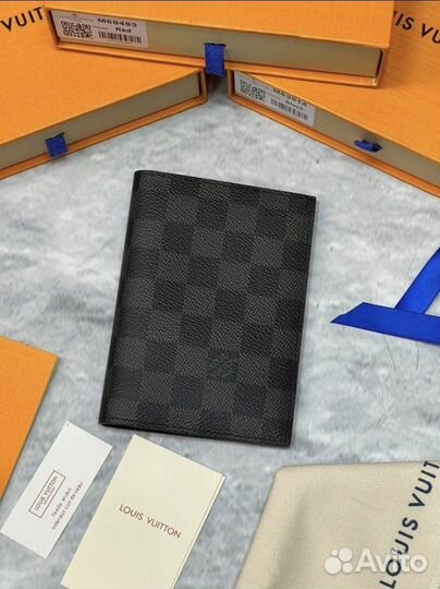 Обложка для паспорта LV