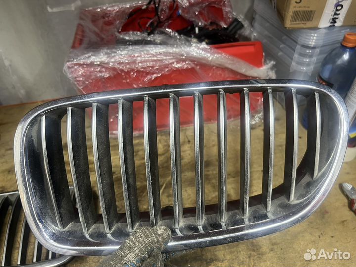 Решетка радиатора BMW F10 F11 Дорестайлинг
