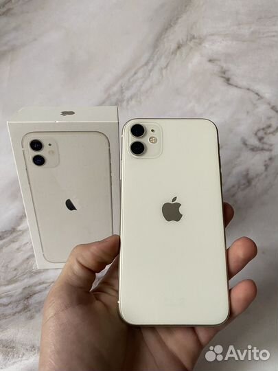 iPhone 11, 64 ГБ