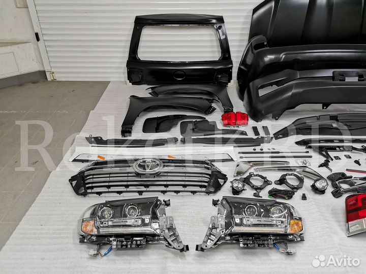 Рестайлинг Toyota Land Cruiser 200 M7854